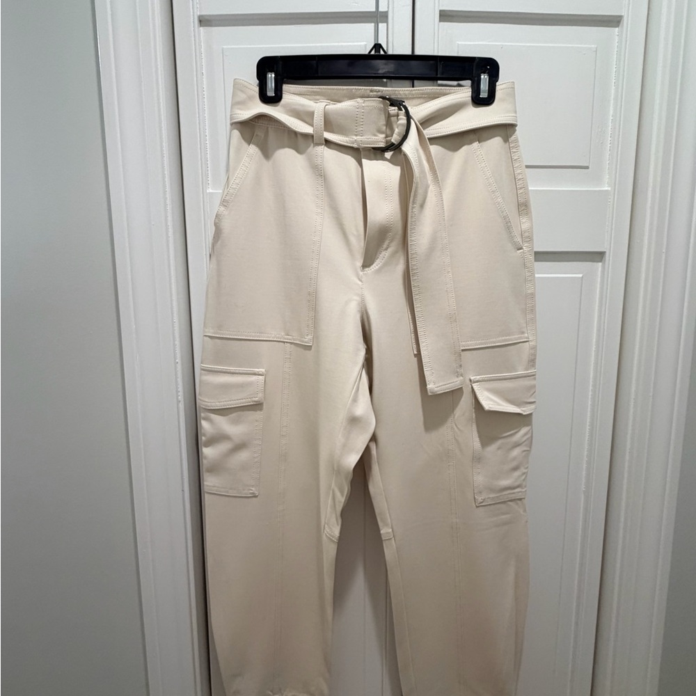Banana Republic Women's Cream Cargo Pants